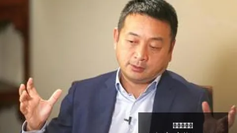 2023中超激战：武汉三镇对上海申花决战前瞻，10月18日18时直播不容错过